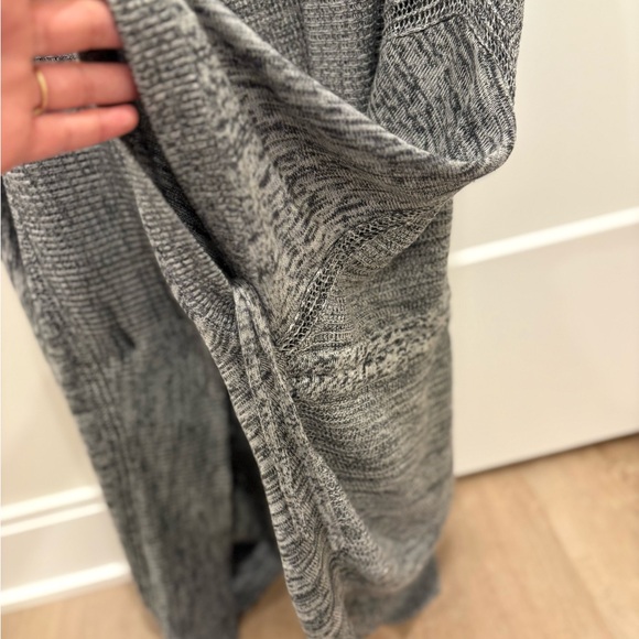 Lululemon Breeze Easy Wrap Cardigan Sweater - Picture 4 of 6